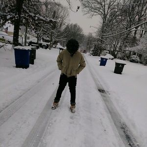 Meet your Posher, Devin